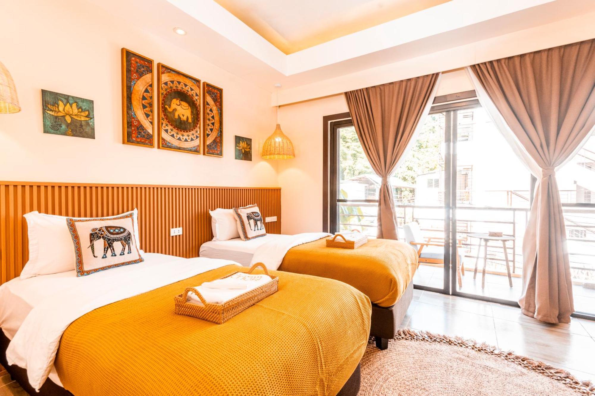 Molly Resorts Puerto Galera Dış mekan fotoğraf