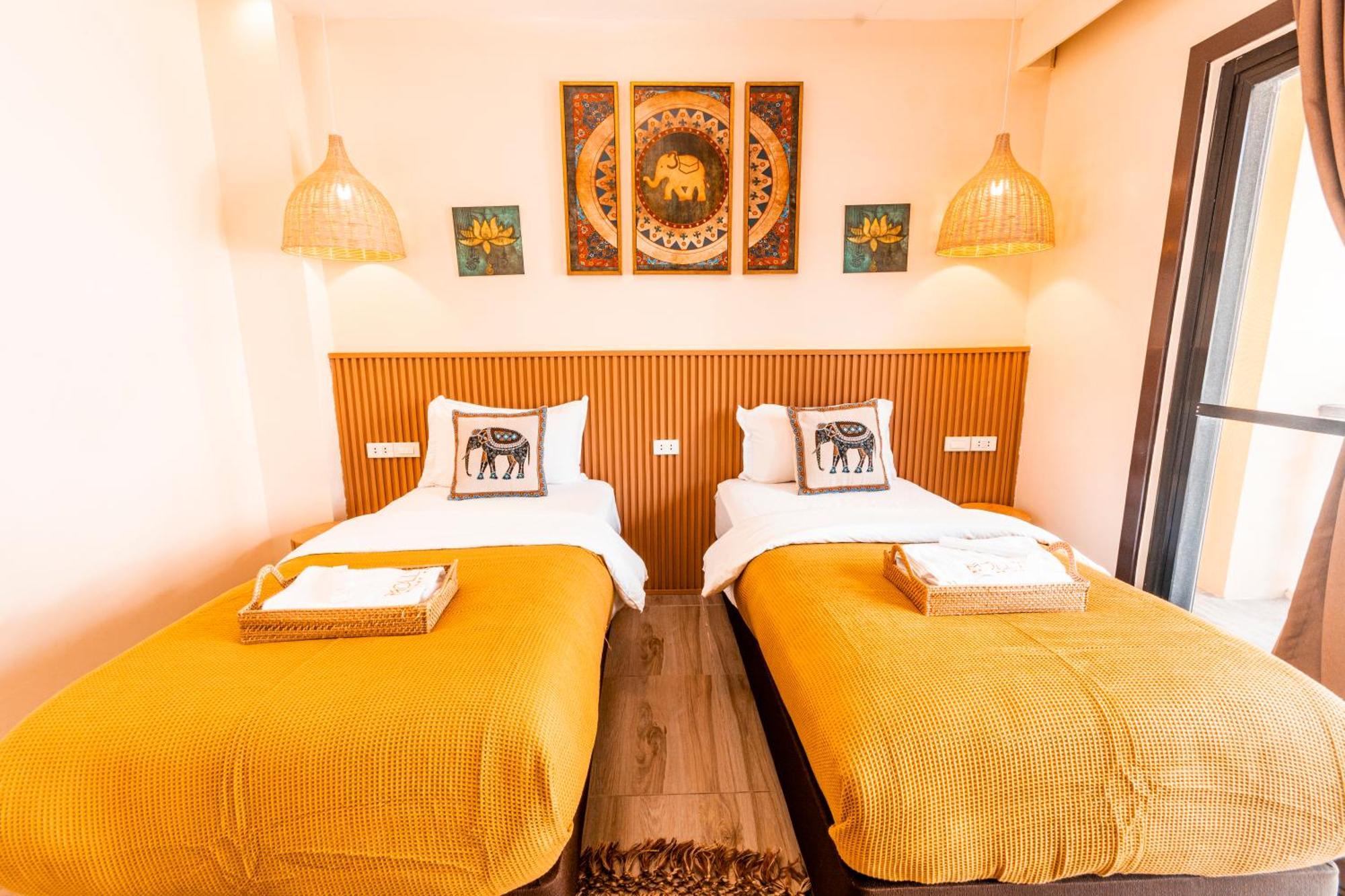 Molly Resorts Puerto Galera Dış mekan fotoğraf