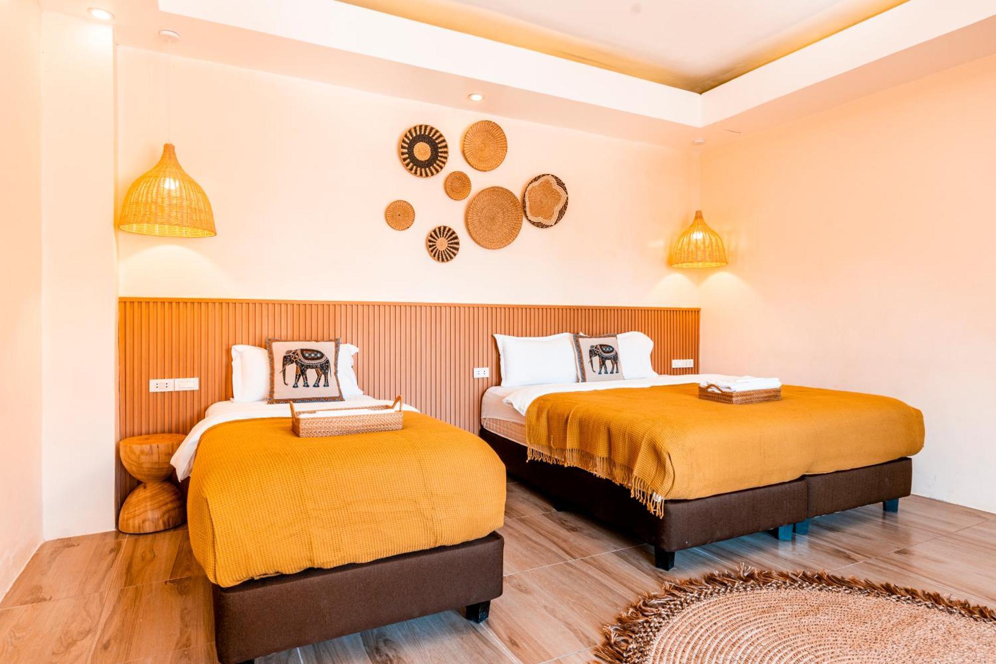 Molly Resorts Puerto Galera Dış mekan fotoğraf