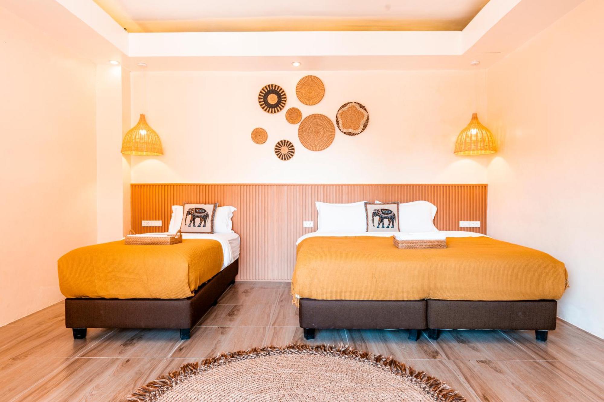 Molly Resorts Puerto Galera Dış mekan fotoğraf