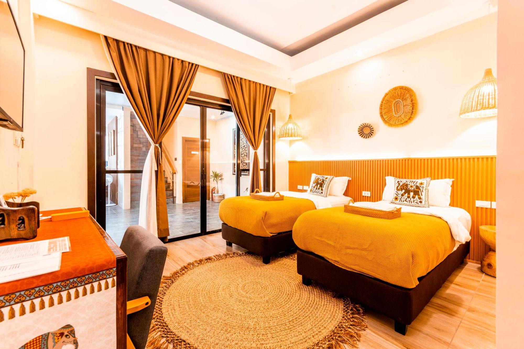 Molly Resorts Puerto Galera Dış mekan fotoğraf
